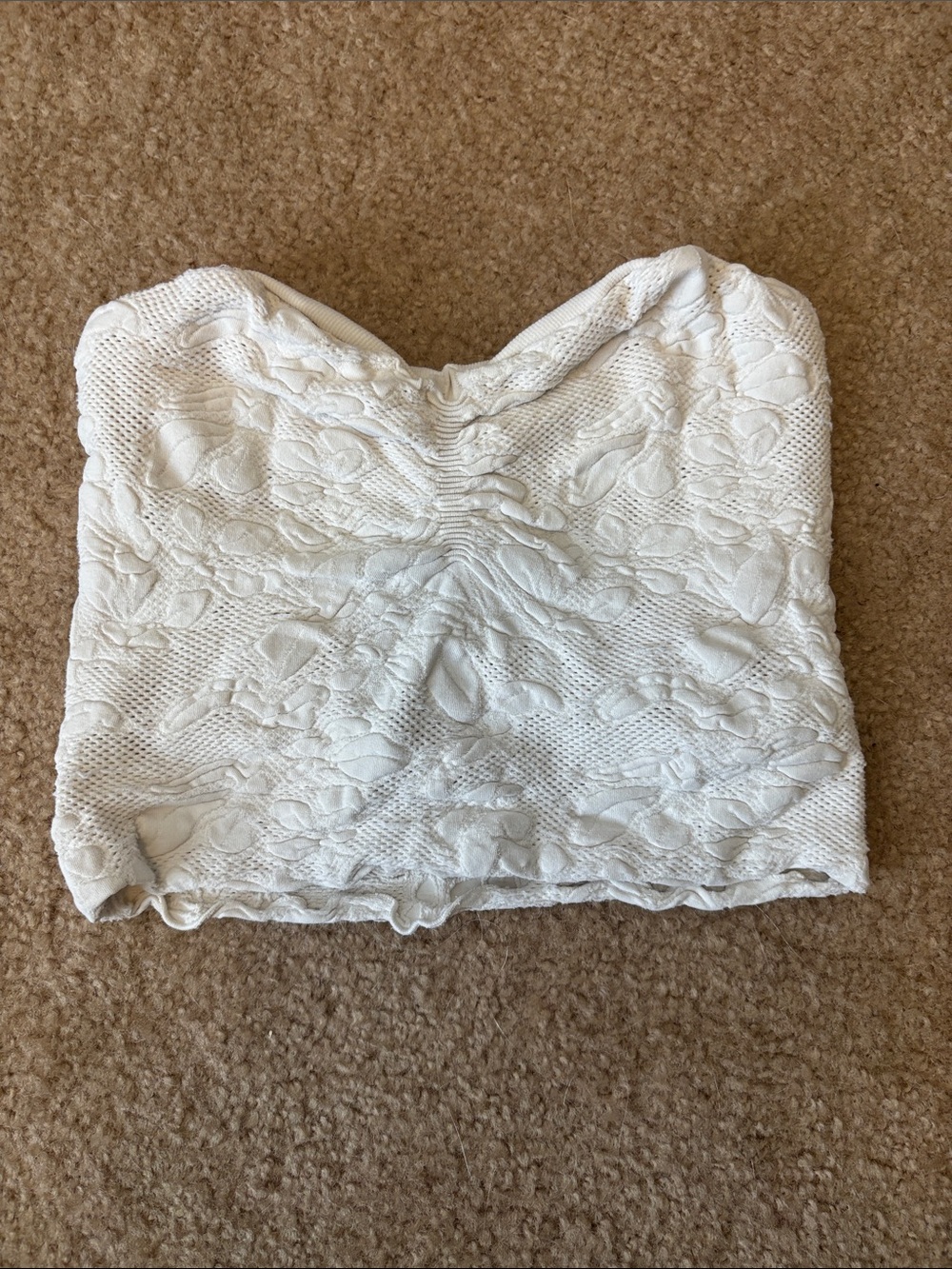 Source Unknown White Lace Strapless Crop Top